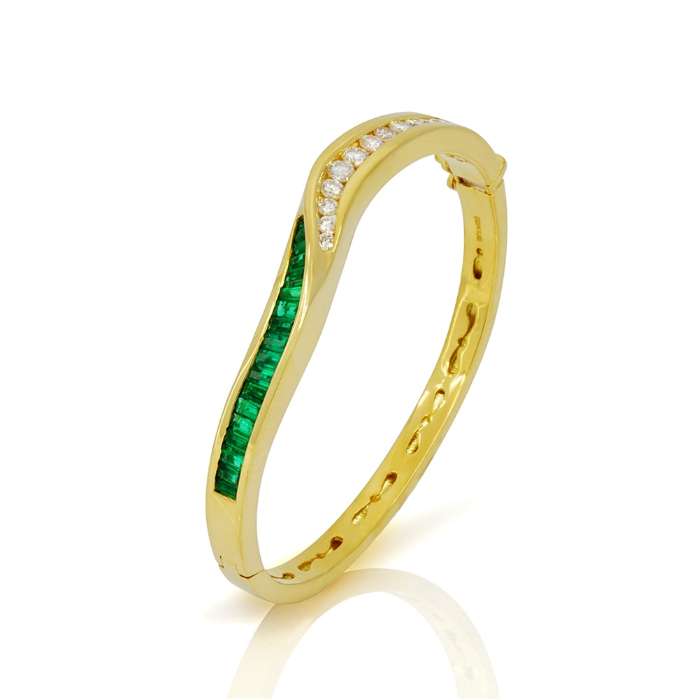 18Kt Yellow Gold Emerald And Diamond Bangle Bracelet