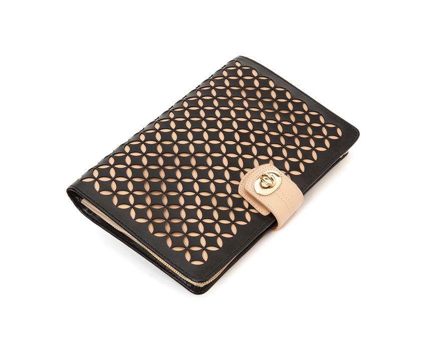 Wolf Chole Large Zip Folder -  Black