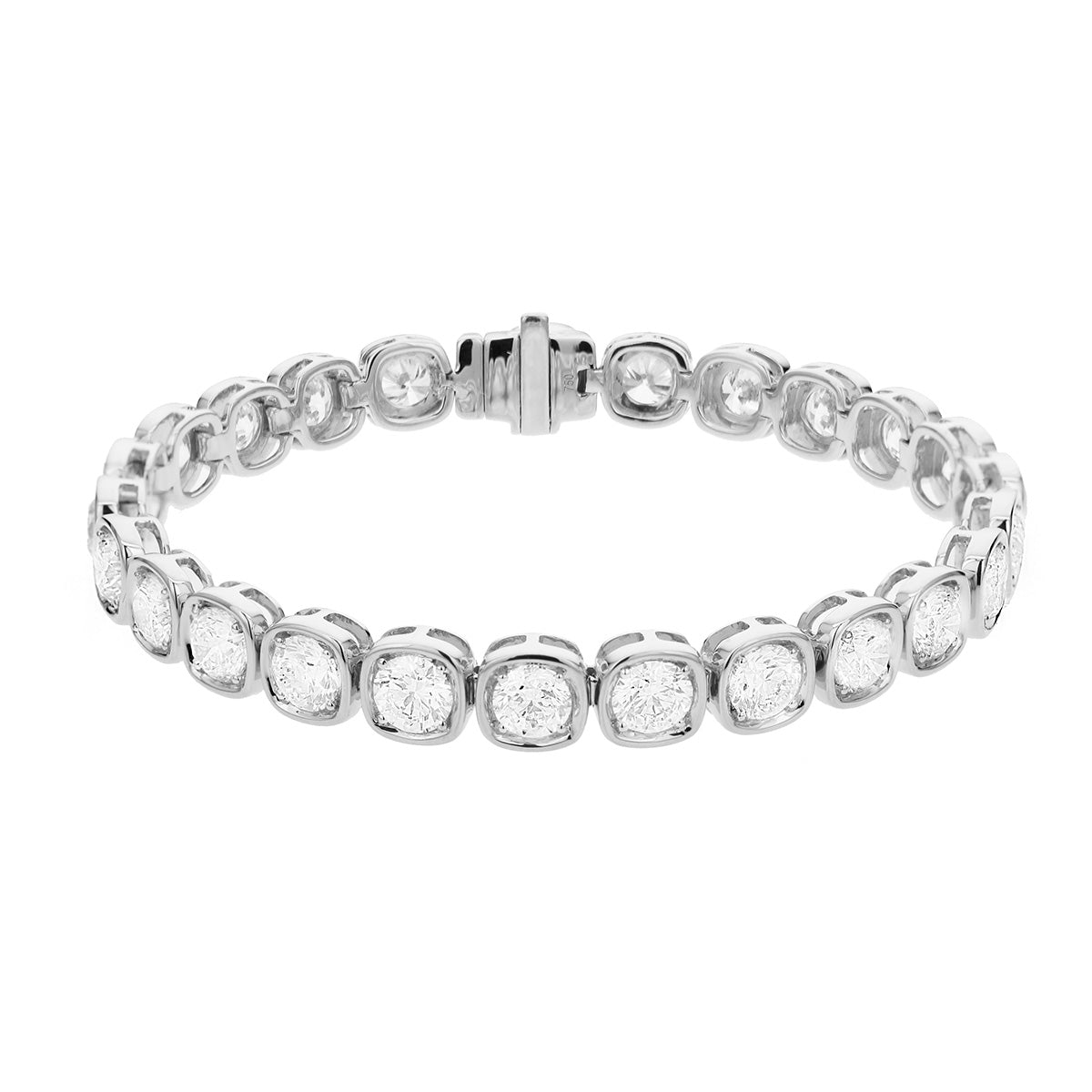 One 18Kt White Gold Line Bracelet