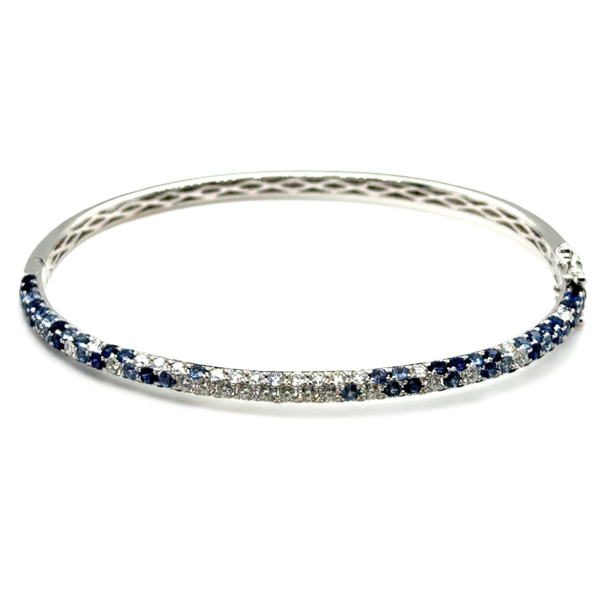 One 18KT White Gold Hinged Bangle