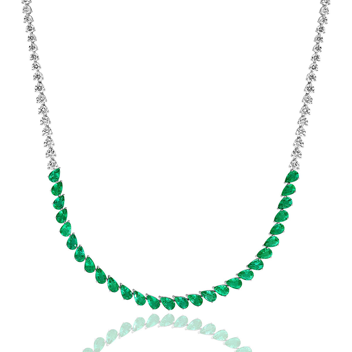 One 18KT White Gold Necklace