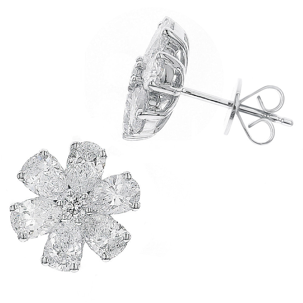 18Kt White Gold Diamond Flower Stud Earring