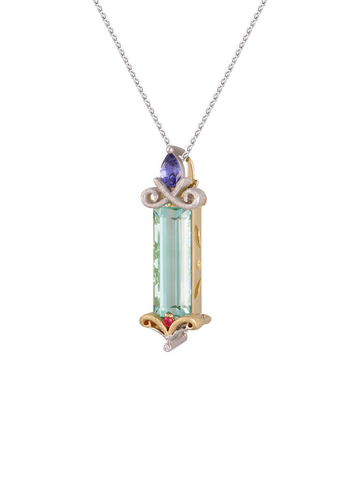 One 18Kt Tw Tone Handmade Pendant