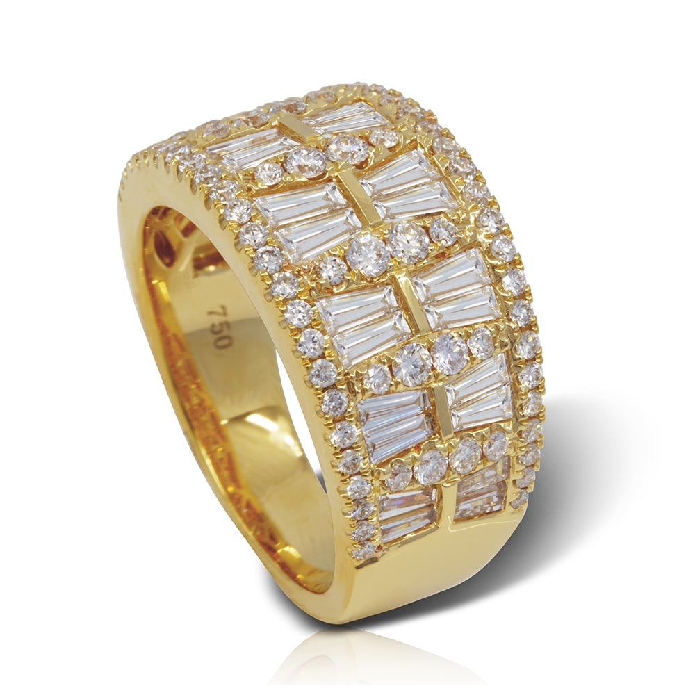18Kt Yellow Gold Diamond Band