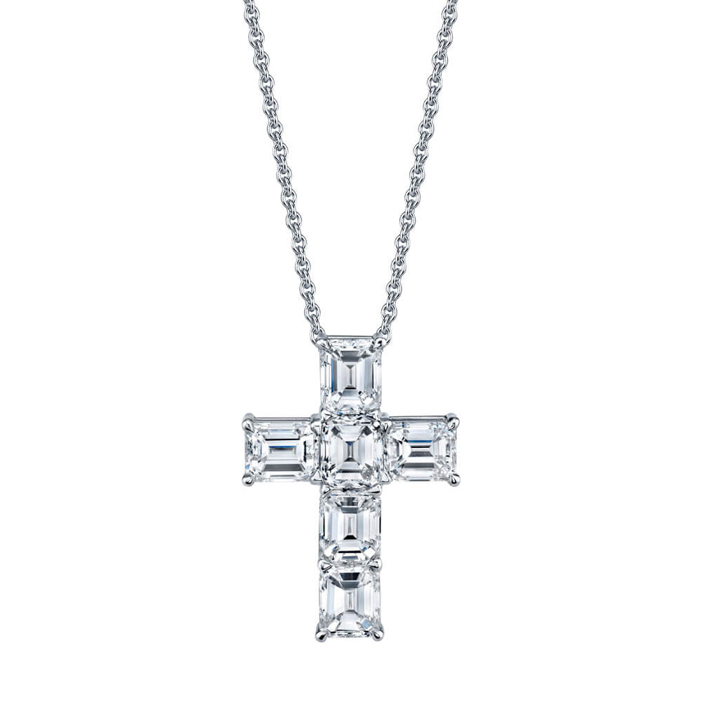 18Kt White Gold Diamond Cross Pendant And Chain