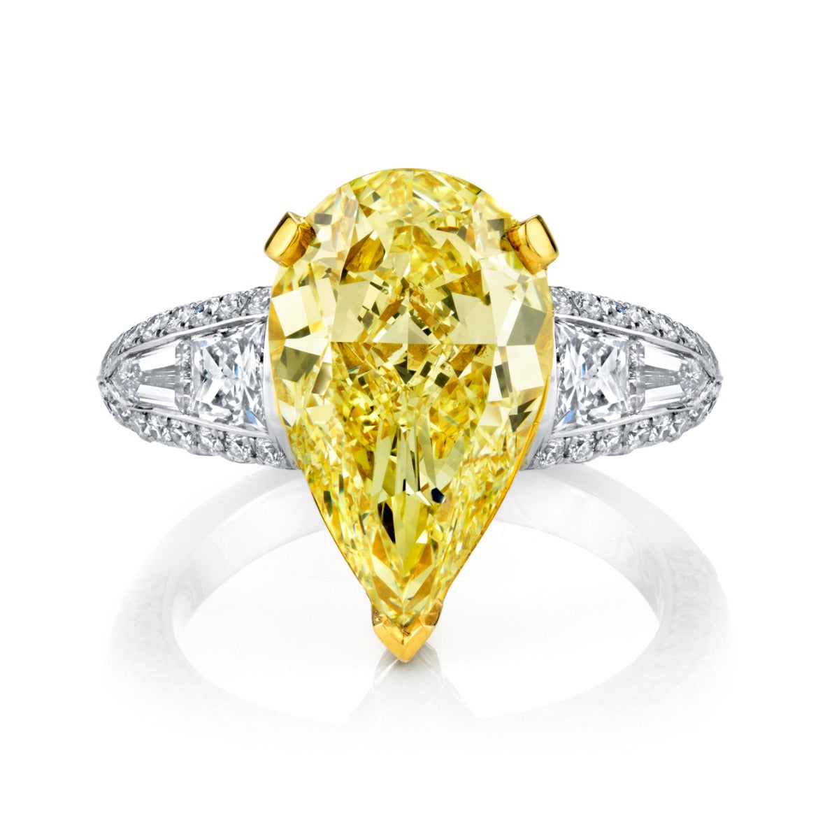 5.16Ct VVS2 Fancy Yellow Pear-Shaped Diamond Ring