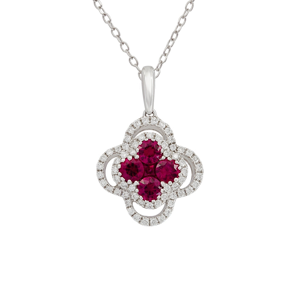 18Ktwg Clover Shaped Pendant