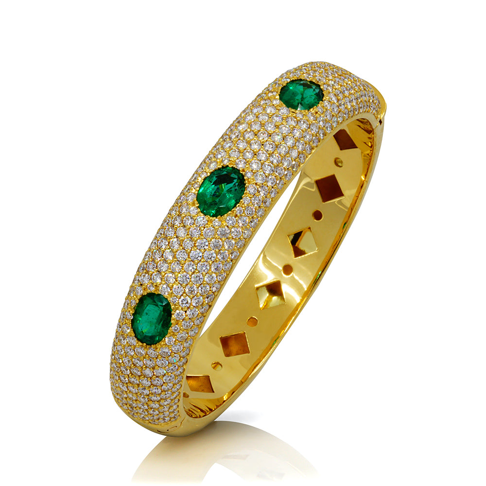 Yellow Gold Emerald And Diamond Pave' Bangle