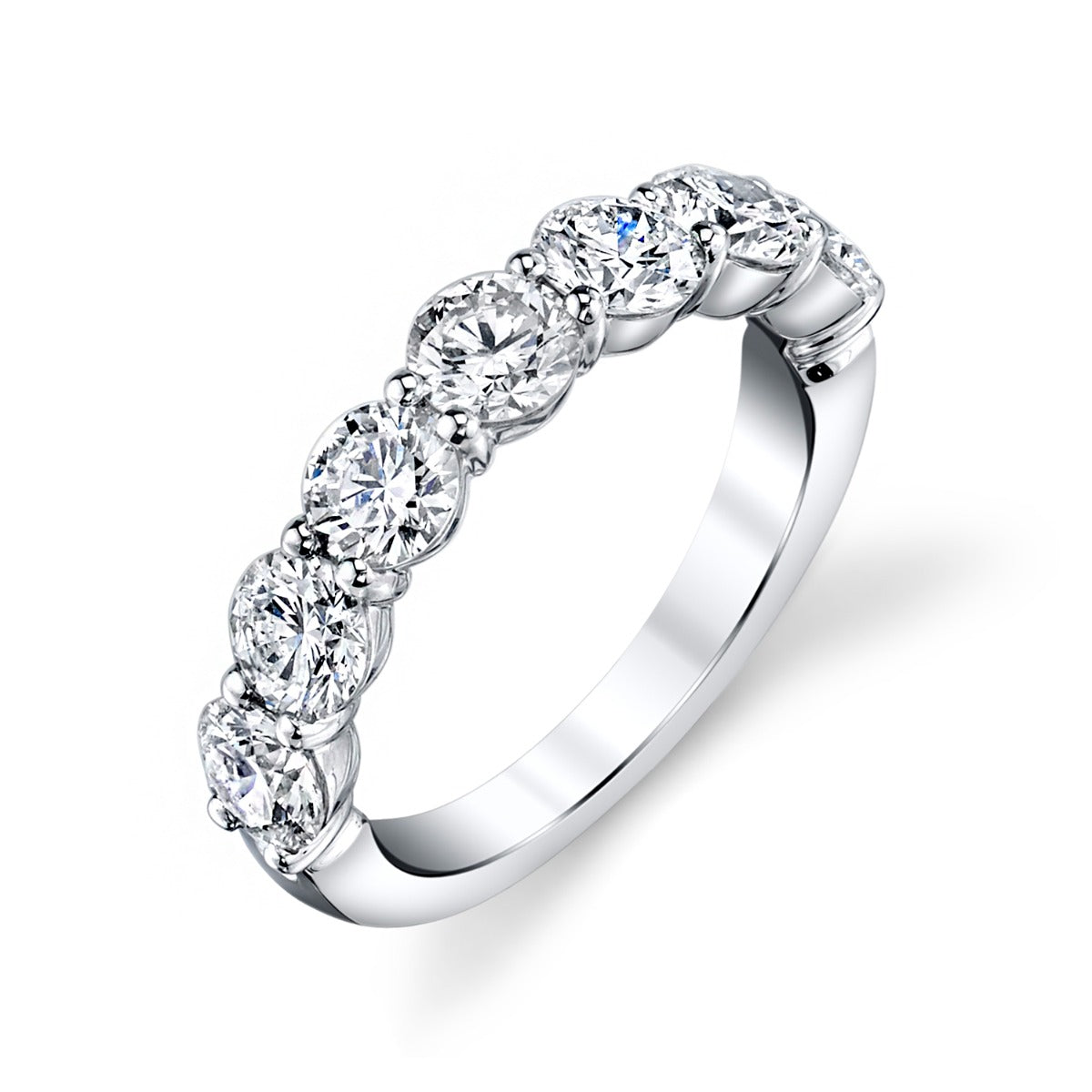 18Kt White Gold Diamond Band 2.12ctw